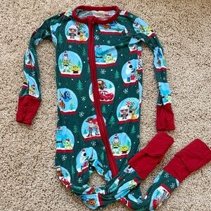 Little Sleepies Pixar snow gloves